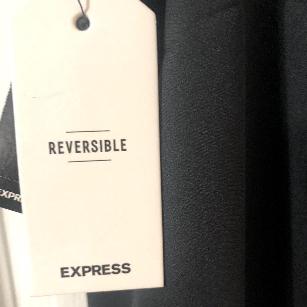 Express Reversible Cami Top Small - Picture 9 of 12